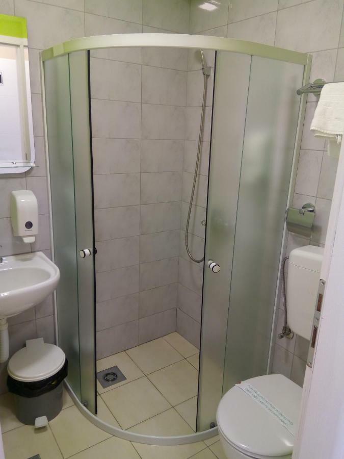 City Hostel Banja Luka Bagian luar foto